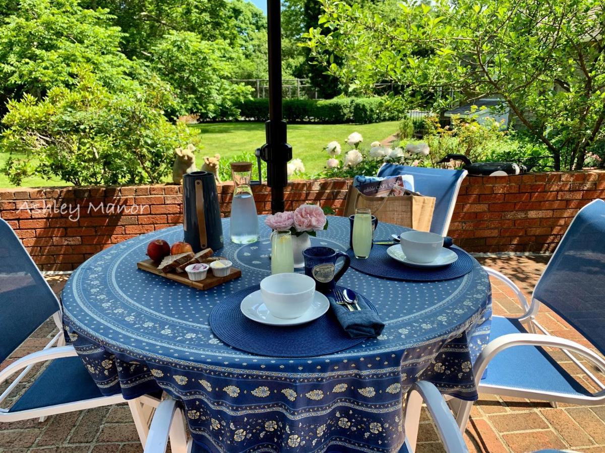 Ashley Manor Bed & Breakfast Barnstable Exterior foto
