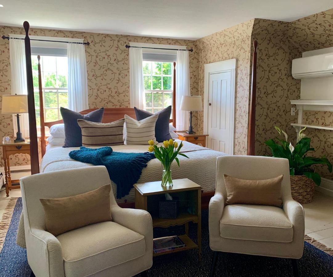 Ashley Manor Bed & Breakfast Barnstable Exterior foto