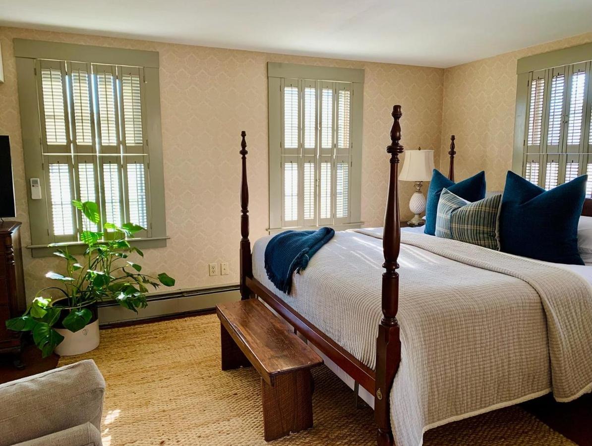Ashley Manor Bed & Breakfast Barnstable Exterior foto