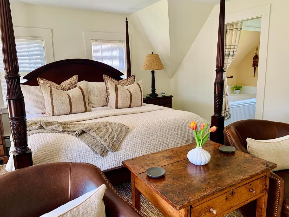Ashley Manor Bed & Breakfast Barnstable Exterior foto