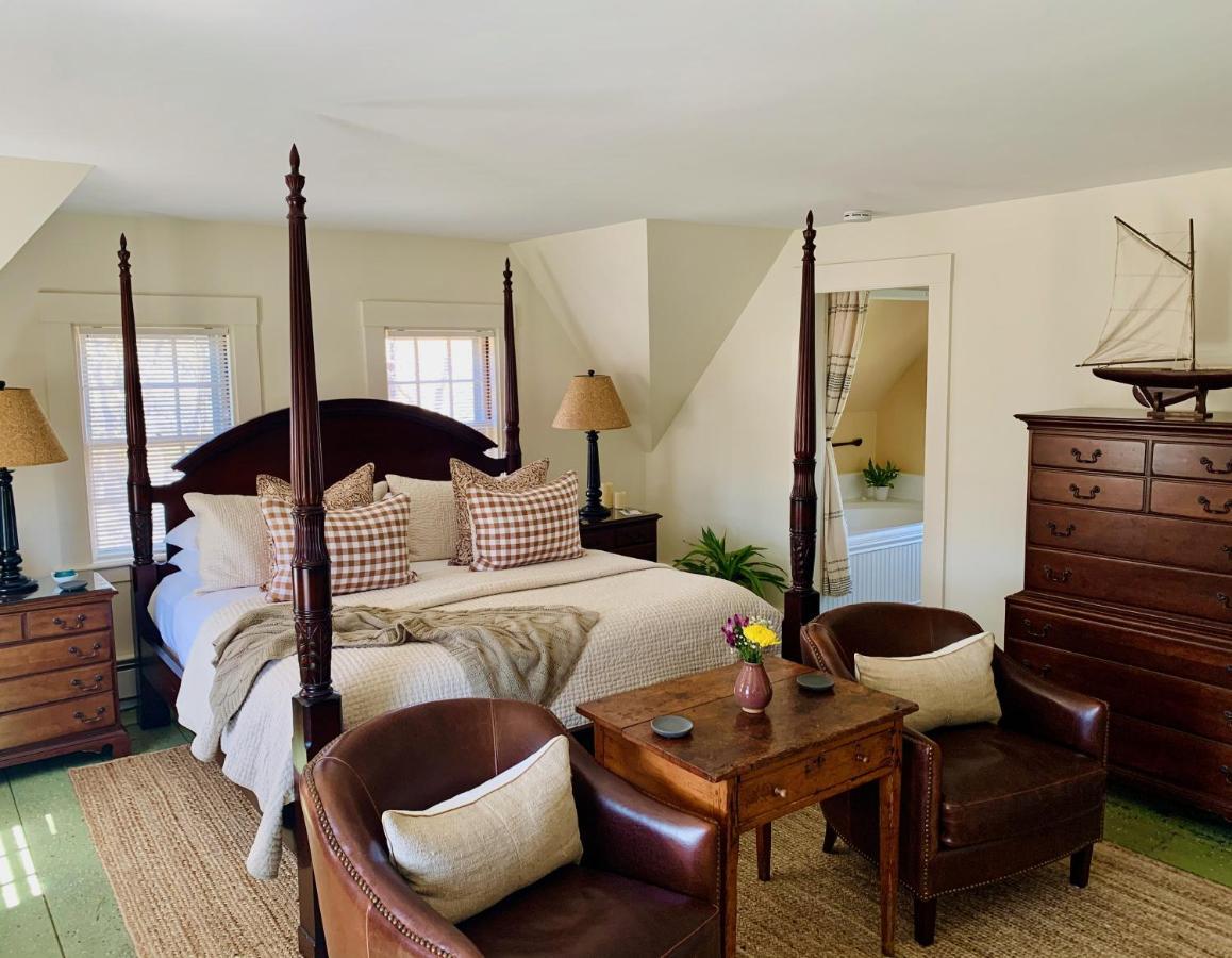 Ashley Manor Bed & Breakfast Barnstable Exterior foto