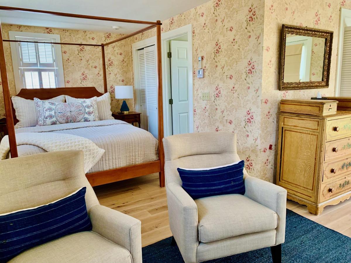 Ashley Manor Bed & Breakfast Barnstable Exterior foto
